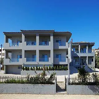 Altamar Pefki (Evia)
