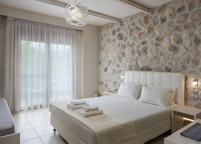 Altamar 4* Pefki (Evia)