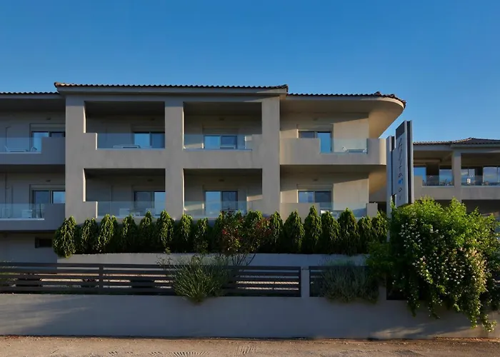 Altamar 4* Πευκί